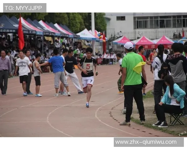 泰国足球队奋勇争先展现实力力求在国际赛场上取得佳绩 泰国足球队奋勇争先展现实力力求在国际赛场上取得佳绩